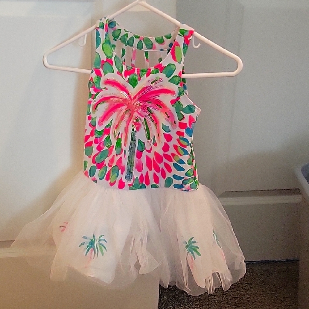 Adorable girls tropical dress. Size 5